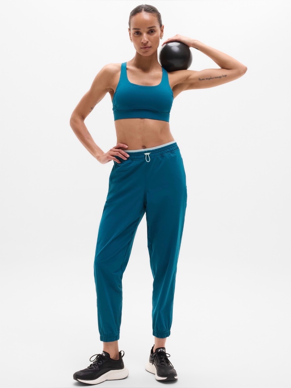 NWT Athleta Crosstrain Coastal Teal/Sky Size Medium (#687843)